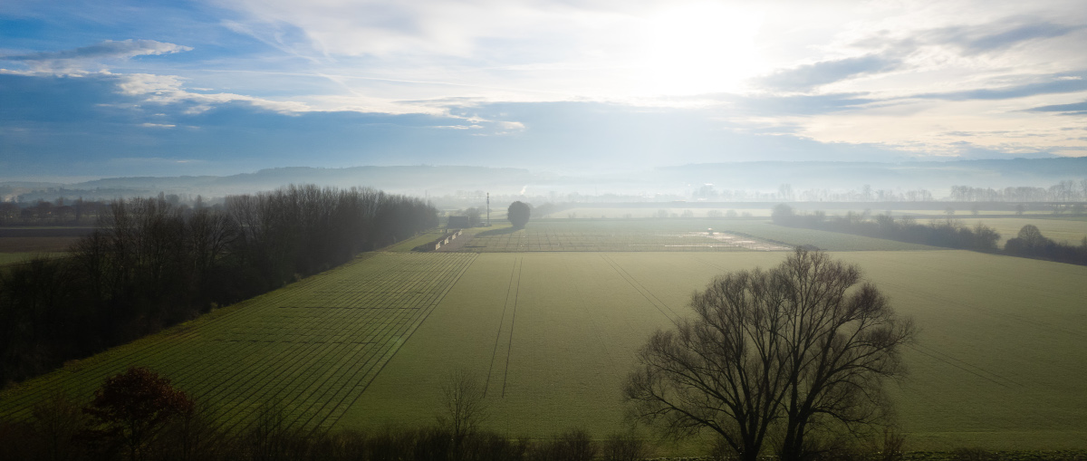 vue-sur-champ-agricole-de