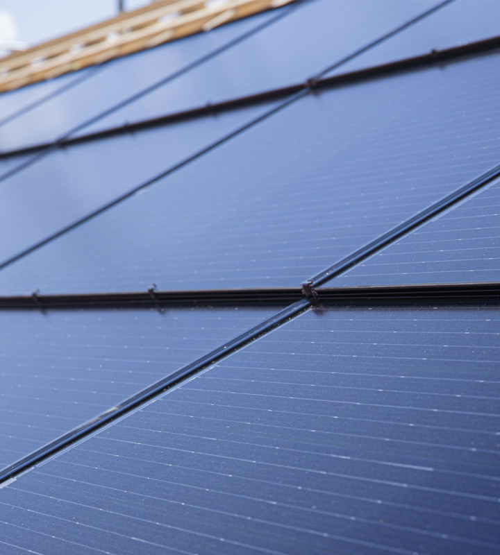 Groupe E propose un tarif de reprise pour l'électricité excédentaire produite par ses clients privés