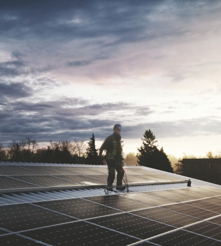 Groupe E installe 6 installations solaires photovoltaïques au quartier de Green Village