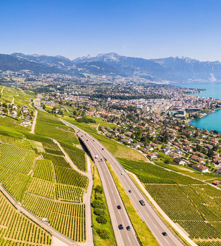 Vue du Lavaux, direction le Valais