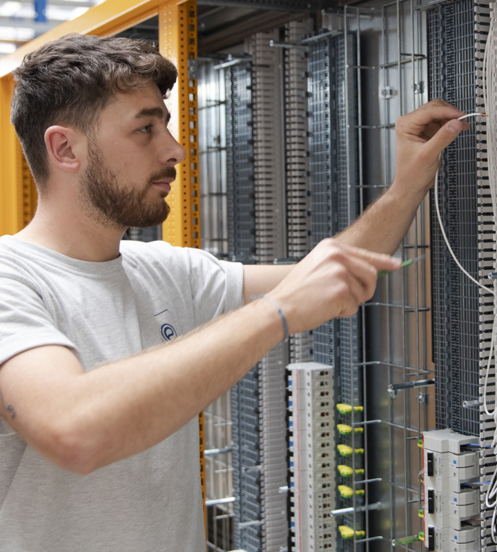 Standardisierte elektrische Schalttafeln