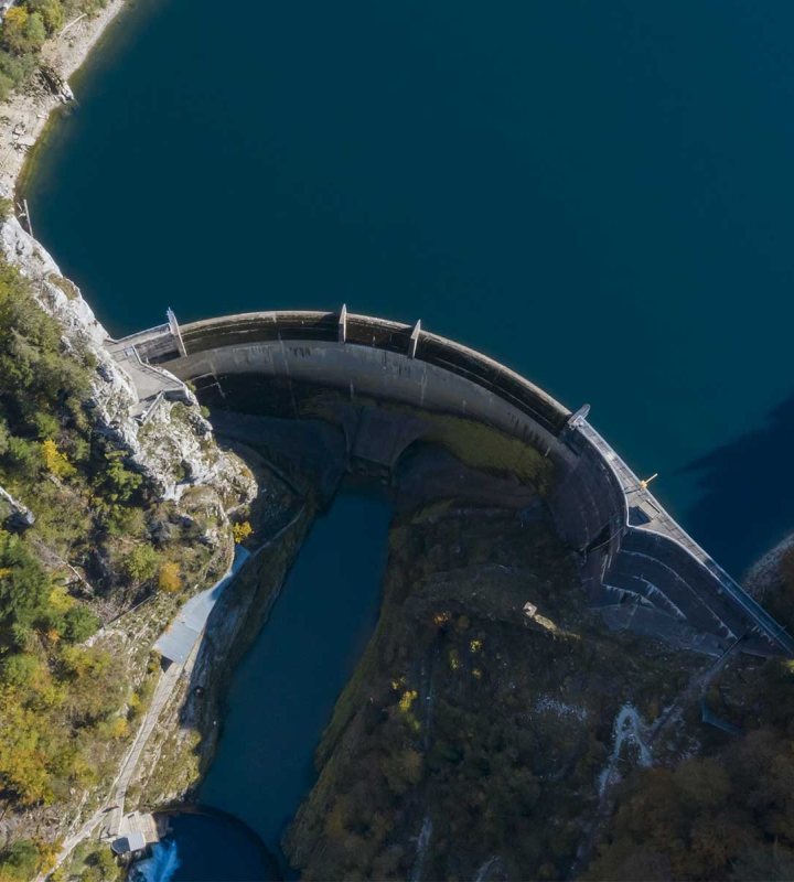 Barrage du Châtelot en vue aérienne