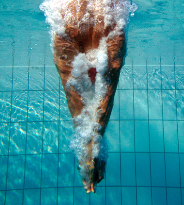 La qualité de l'eau des piscines avec Groupe E