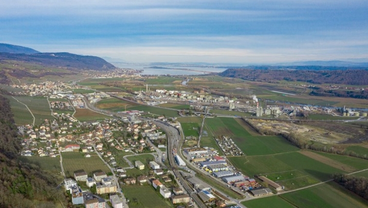 Groupe E exploite le chauffage à distance Entre-deux-Lacs à Cornaux (Neuchâtel)