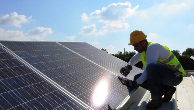 Panneaux photovoltaïques installés par Groupe E