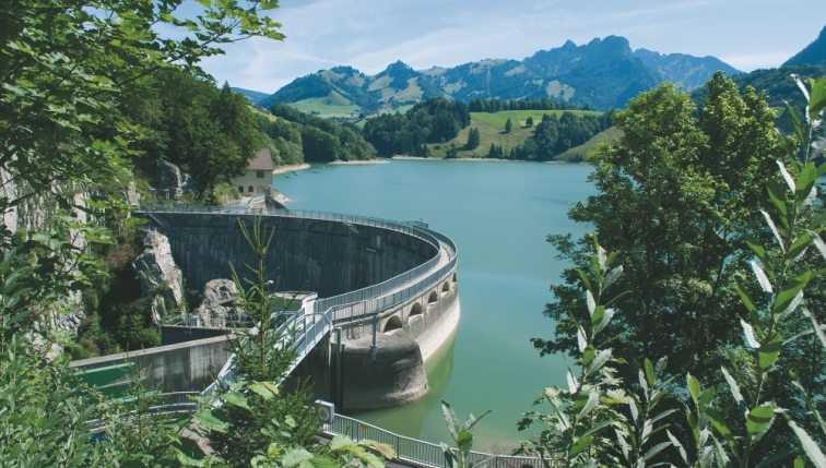 ALDI SUISSE alimenté à 100% en énergie hydraulique suisse par Groupe E
