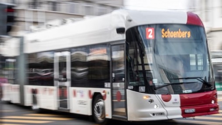 Die TPF und Groupe E engagieren sich gemeinsam für eine nachhaltige Mobilität (Foto: Jo Bersier)