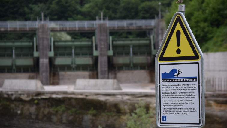 panneau avertissement cours d eau