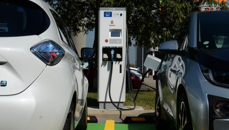 Groupe E et SOCAR promeuvent la recharge ultra-rapide