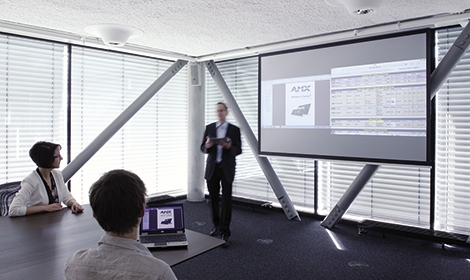 Multimedia Lösungen, Einfachheit und Leichtigkeit für Ihre Konferenzräume Multimedia Lösungen, Einfachheit und Leichtigkeit für Ihre Konferenzräume