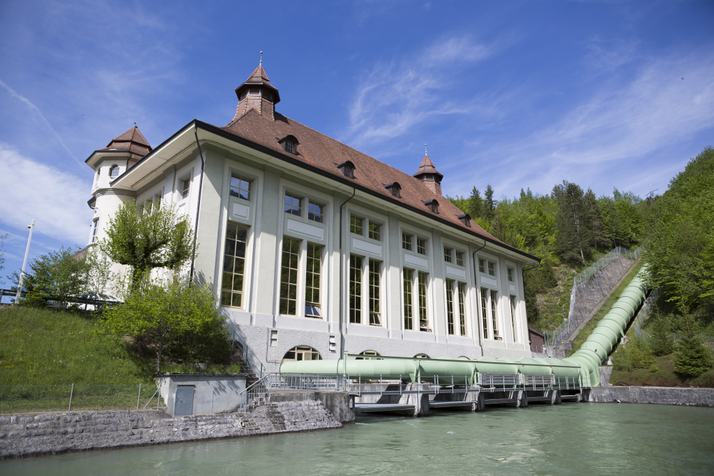 Extérieur de la centrale de Broc