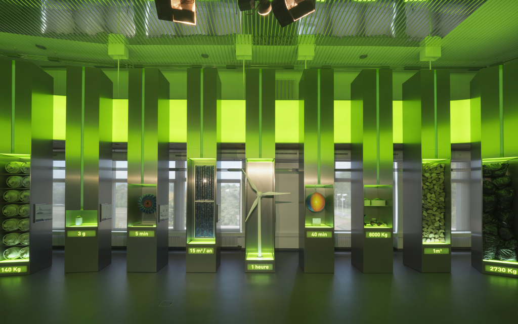 Intérieur de la visite d'Electrobroc